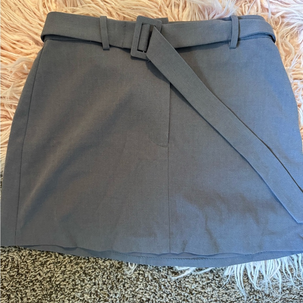 Abercrombie & Fitch Gray Belted Mini Skirt